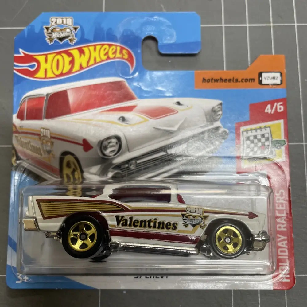 HOT WHEELS '57 CHEVY holiday racers-2018 #100 Valentines White Short Card L4